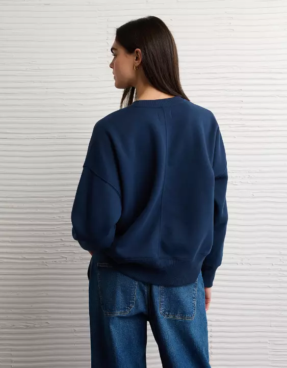 AE Everyday Luxe Oversized Sweatshirt - Image 2