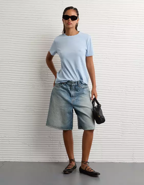 AE Classic T-Shirt - Image 5