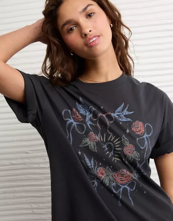 AE Oversized Valentine's Day Graphic T-Shirt - Image 6