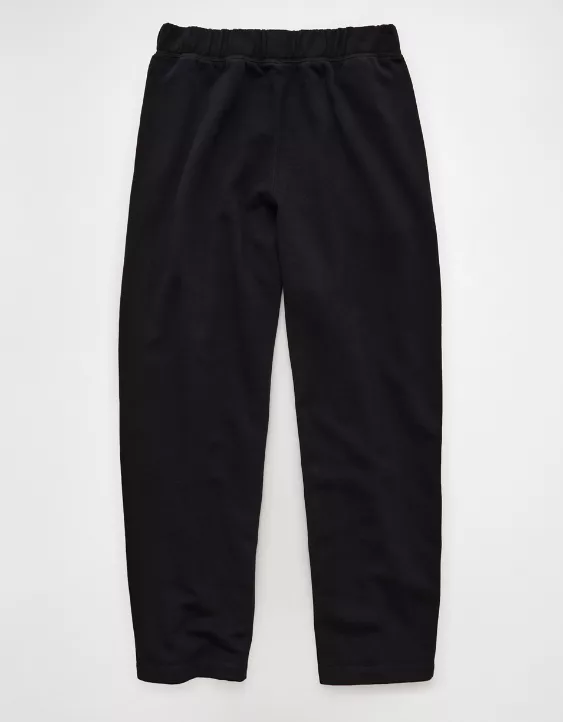 AE Everyday Luxe Barrel Sweatpant - Image 4