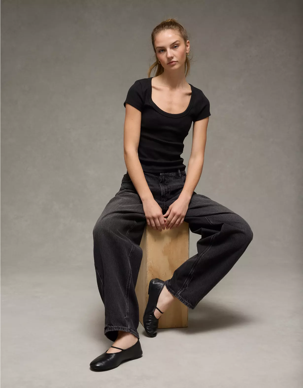 AE Scoop Neck Baby Tee