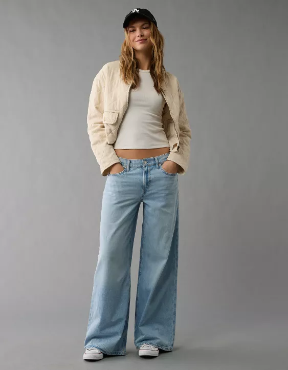 AE Dreamy Drape Strigid Low-Rise Ultra Wide-Leg Jean - Image 2