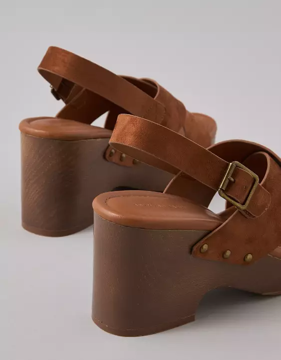 AE Criss-Cross Wedge Clog - Image 3
