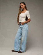 AE Strigid Curvy Super High-Waisted Baggy Straight Jean