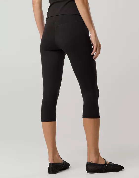 OFFLINE By Aerie Real Me XTRA Capri - Image 3